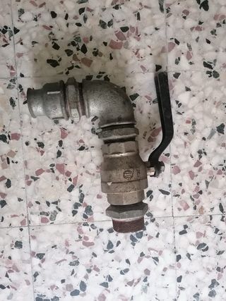 Llave de paso de 2 pulgadas