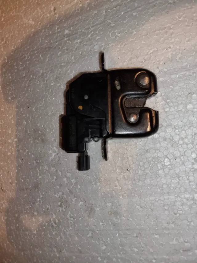 Cerradura Portón Maletero Renault Megane 3