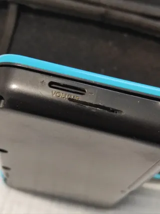 New Nintendo 2DS XL (piezas o reparar)