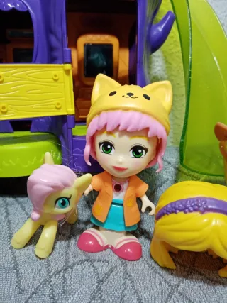 Casa Clínica Veterinaria Muñecas y Caballos