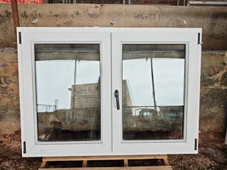 Ventanas PVC oscilobatientes blanca