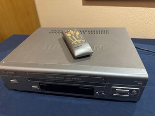 Reproductor VHS Thomson NICAM DIGITAL HIFI STEREO