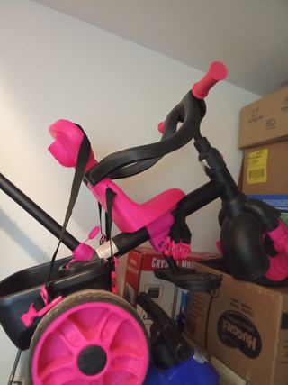 Triciclo evolutivo rosa y negro