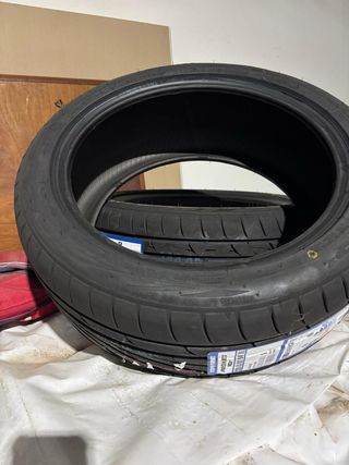 Neumático Toyo Proxes 225/45 R17 94Y XL