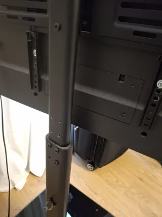 Soporte Pie para Pantallas de 32 a 60 Pulgadas