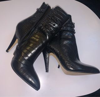 Botas Guess Negras Piel Cocodrilo Talla 37