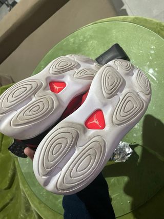 Jordan Zapatillas Deportivas Rojas y Negras