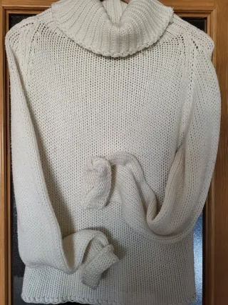 Jersey cuello alto blanco