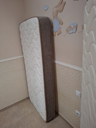 Colchón 90x190 Muelles + Visco