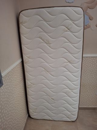 Colchón 90x190 Muelles + Visco