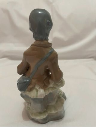 Figura porcelana marca Casades Alto17 Base 10