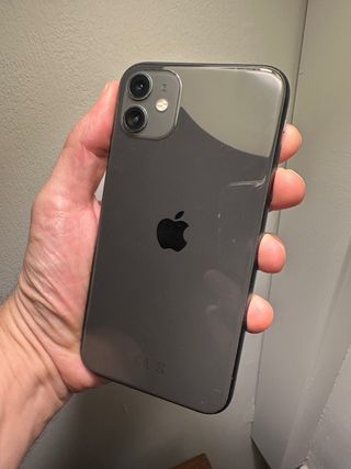 iPhone 11 128GB negro con caja, funda y cargador