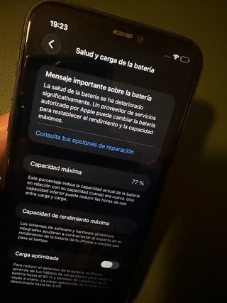 iPhone 11 128GB negro con caja, funda y cargador