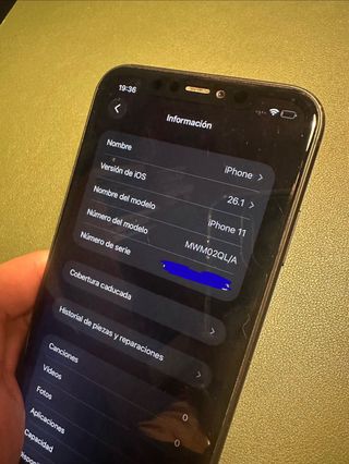 iPhone 11 128GB negro con caja, funda y cargador