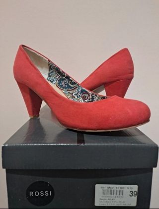 Zapatos de tacón de Rossi