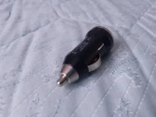 Cargador USB para coche