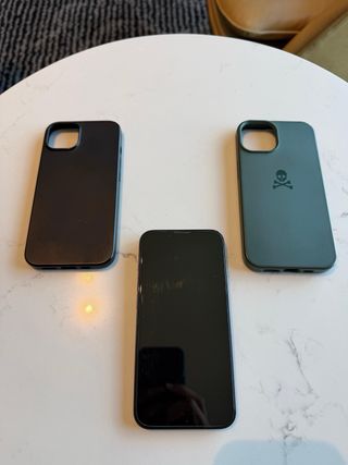 iPhone 14 128GB Negro + 2 Fundas, negro midnight,