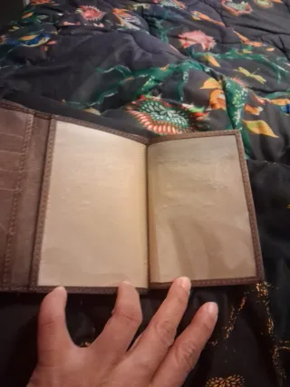 Monedero Carolina Herrera Marrón