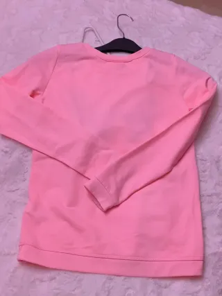 Sudadera rosa con perro