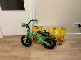 Bicicleta correpasillos Chicco Green Rocket