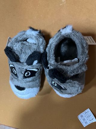 Zapatillas infantiles UGG zorritos Talla 18
