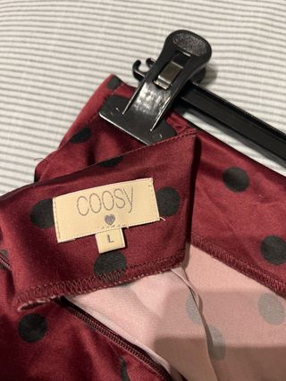 Falda de lunares roja con flecos negros