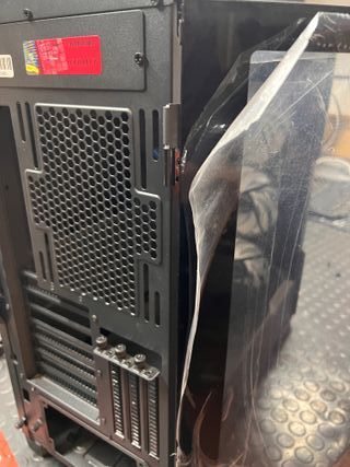 Caja PC Gaming Phanteks RGB