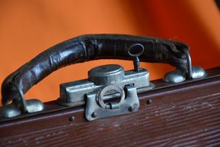 Maletín Médico Antiguo Siglo XX