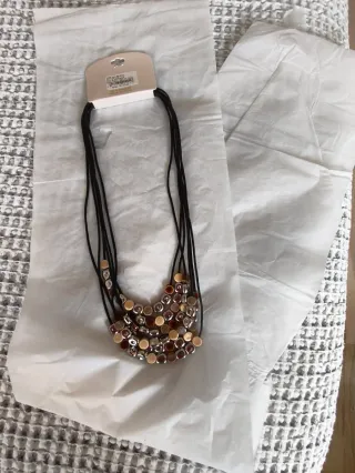 Collare moderno da donna