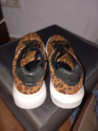 Zapatillas deportivas mujer estampado leopardo