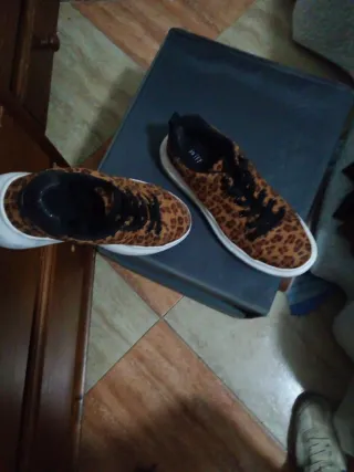 Zapatillas deportivas mujer estampado leopardo
