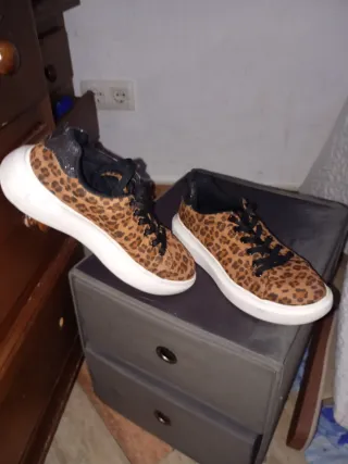 Zapatillas deportivas mujer estampado leopardo