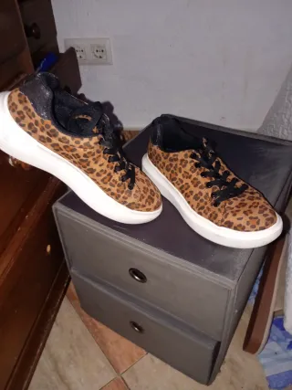 Zapatillas deportivas mujer estampado leopardo