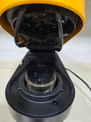 Cafetera Nespresso Vertuo Pop Amarilla