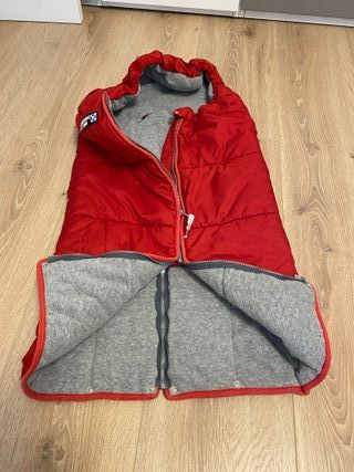 Saco Rojo Red Castle para Silla de Bebé.