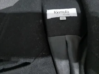 Abrigo paño negro talla 42