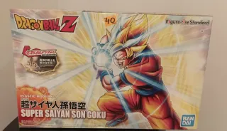 Figura Dragon Ball Z Super Saiyan Son Goku