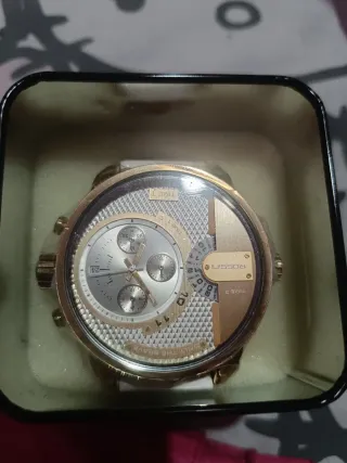 Vestido de fiesta rosa con pedrería