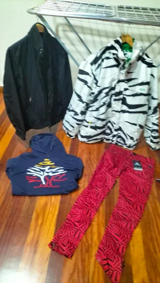 Conjunto Ropa: Cazadora Quiksilver, Jeans Diesel,