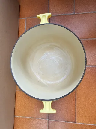 Olla Le Creuset Vintage Amarilla