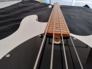 Bajo Marcus Miller Z3