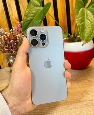 iPhone 15 Pro Max Titanio Gris 256GB