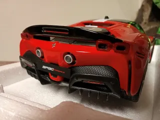 Ferrari SF90 Stradale. Bburago Signature. 1:18