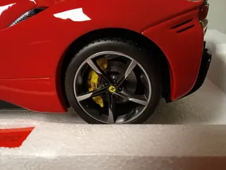 Ferrari SF90 Stradale. Bburago Signature. 1:18
