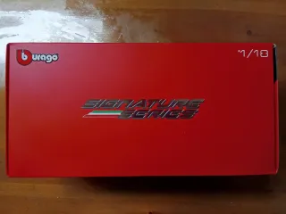 Ferrari SF90 Stradale. Bburago Signature. 1:18