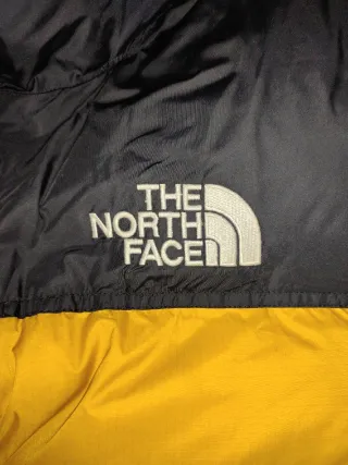 Chaqueta The North Face Nuptse 700 Negra/Amarilla