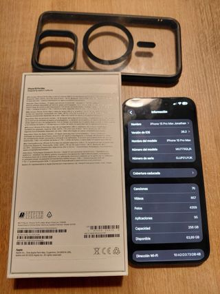 iPhone 15 Pro Max – 256 GB  Gris Espacial