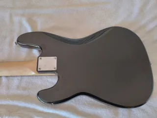Bajo Fender Squier PBass