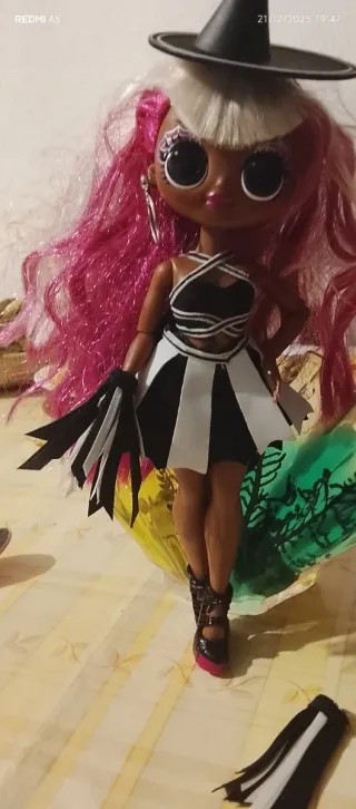 Muñeca LOL OMG muñeca colecionable todo perfecto