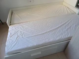 Cama nido Ikea BRIMNES + 2 colchones